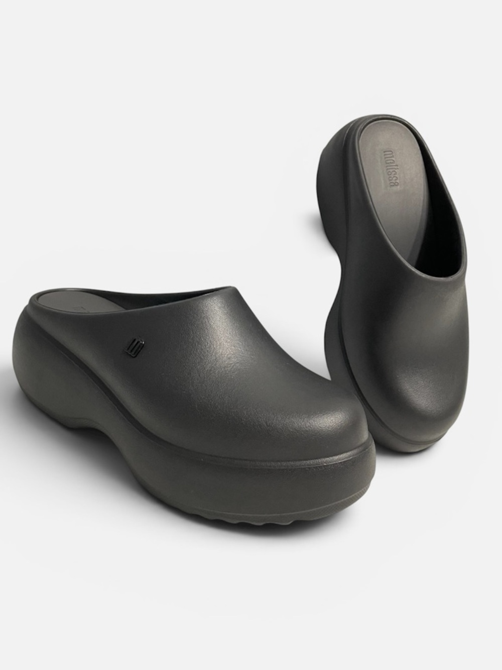 Melissa Free Clog Platform Sandals in black size 7 90’s inspired Y2K chunky